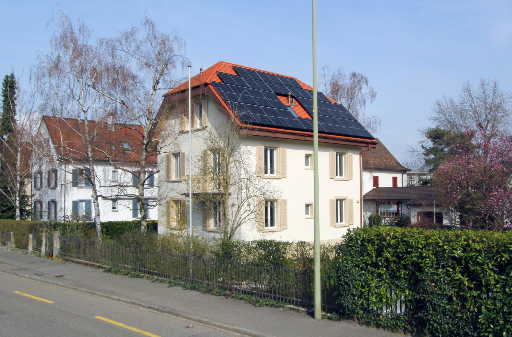 Emil Frey-Strasse 111, 4142, Münchenstein – Münchenstein