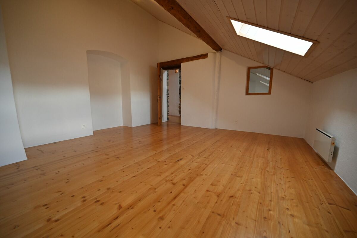 Ausgebauter Dachraum mit Holzboden