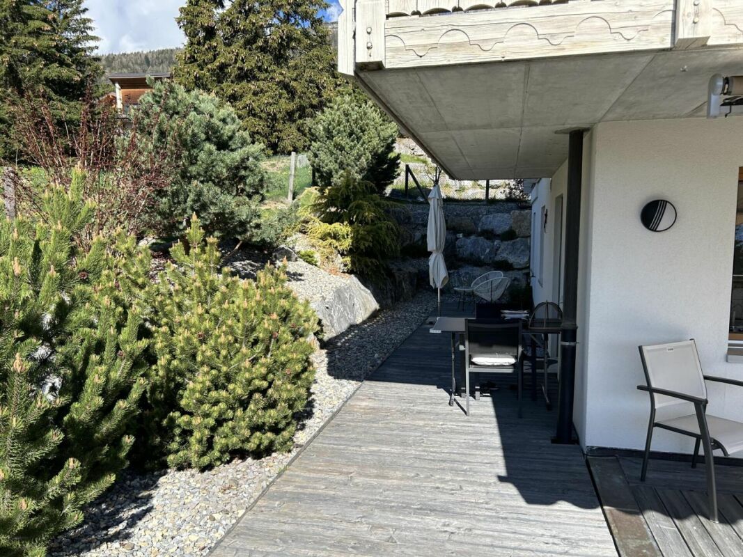 Terrasse mit Gartenzugang