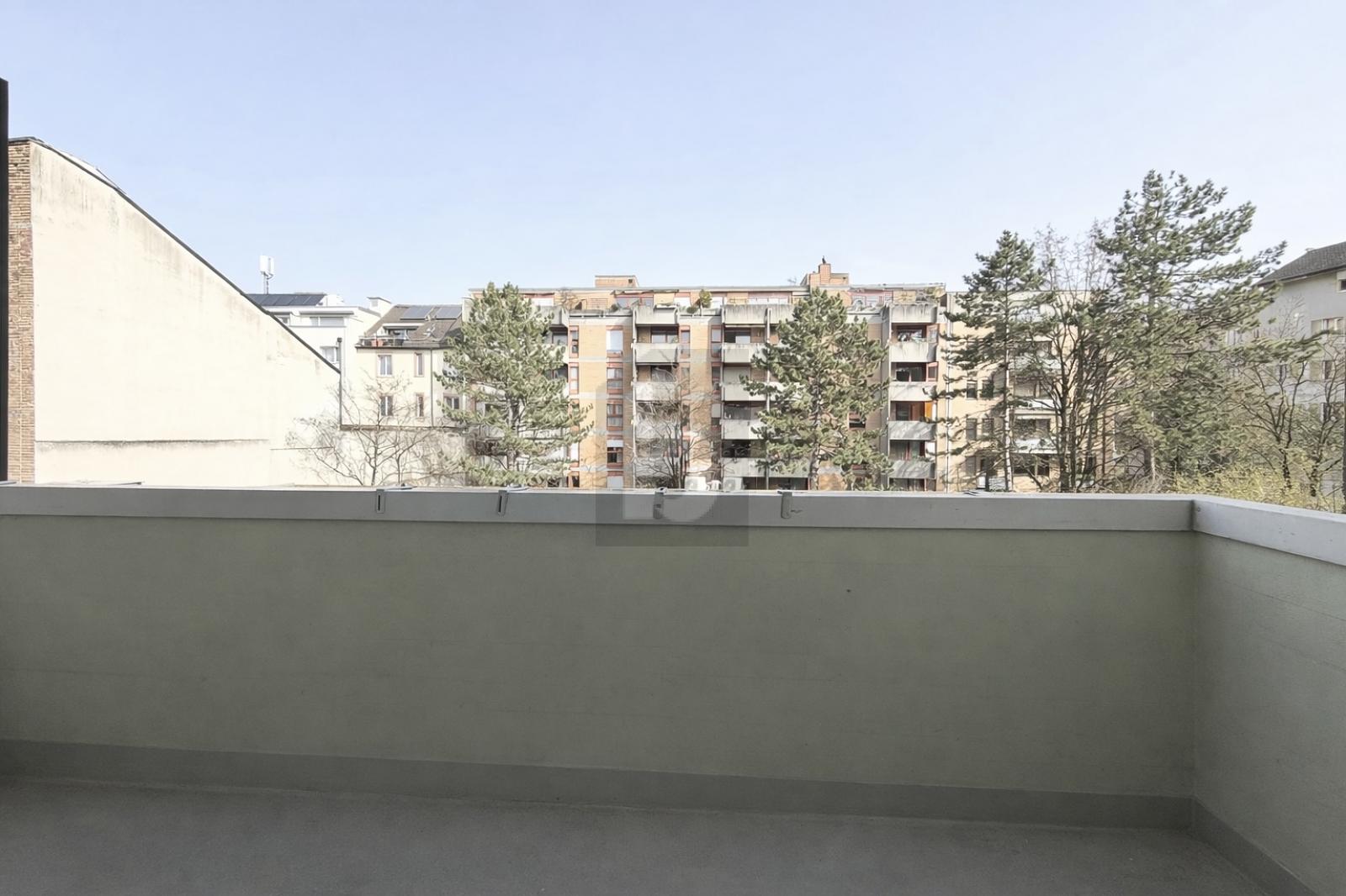 PREISHIT! HELL - BALKON - NAHE AM RHEIN (IM BAURECHT) – Basel