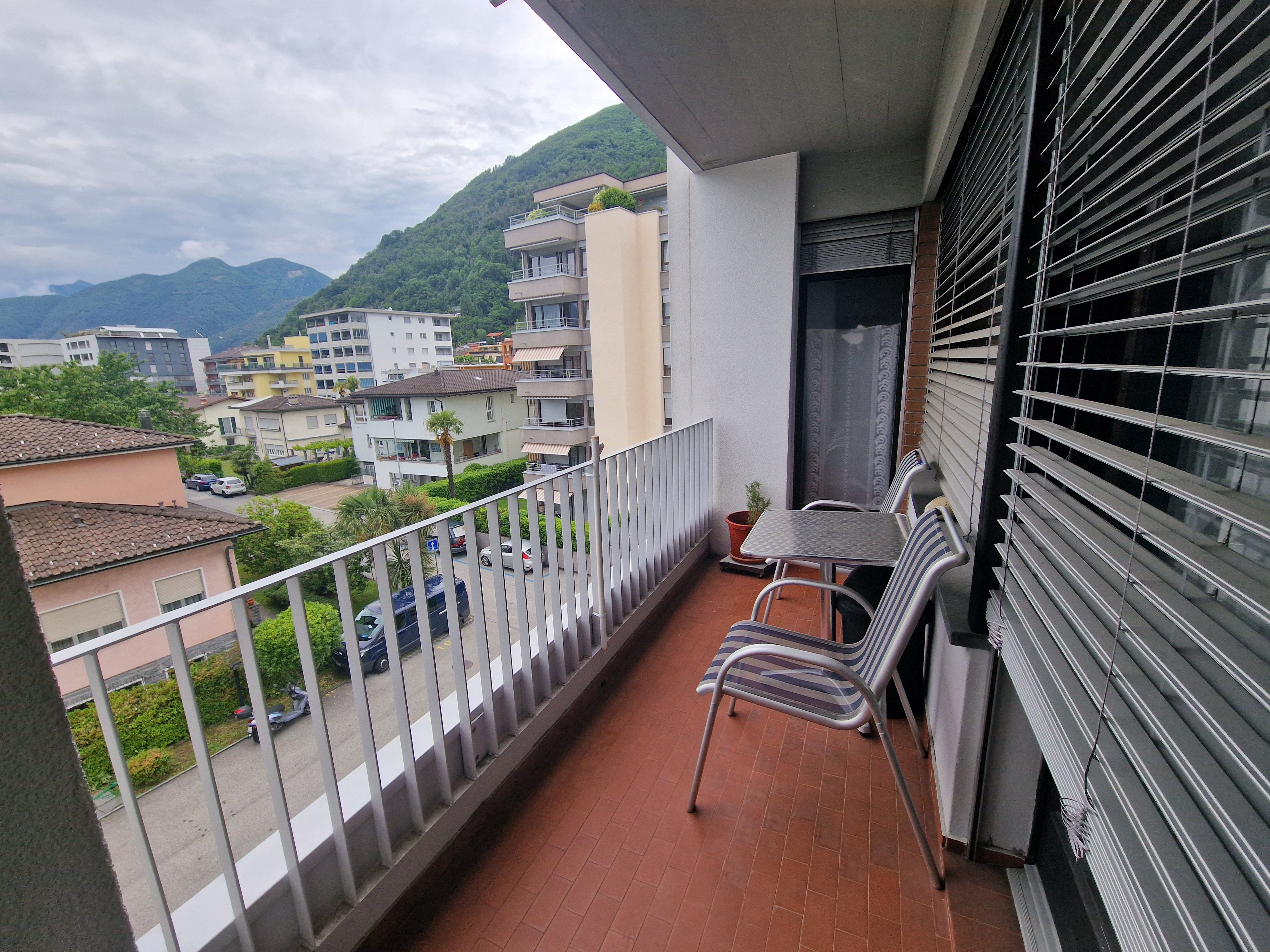 Balkon mit Bergblick