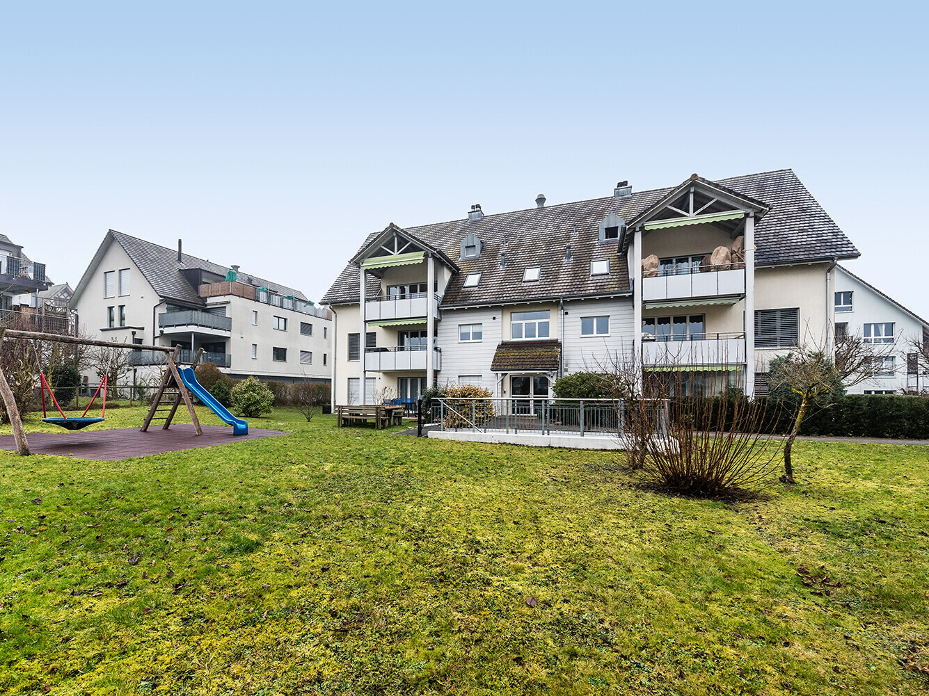Wohnanlage mit Garten und Spielplatz
