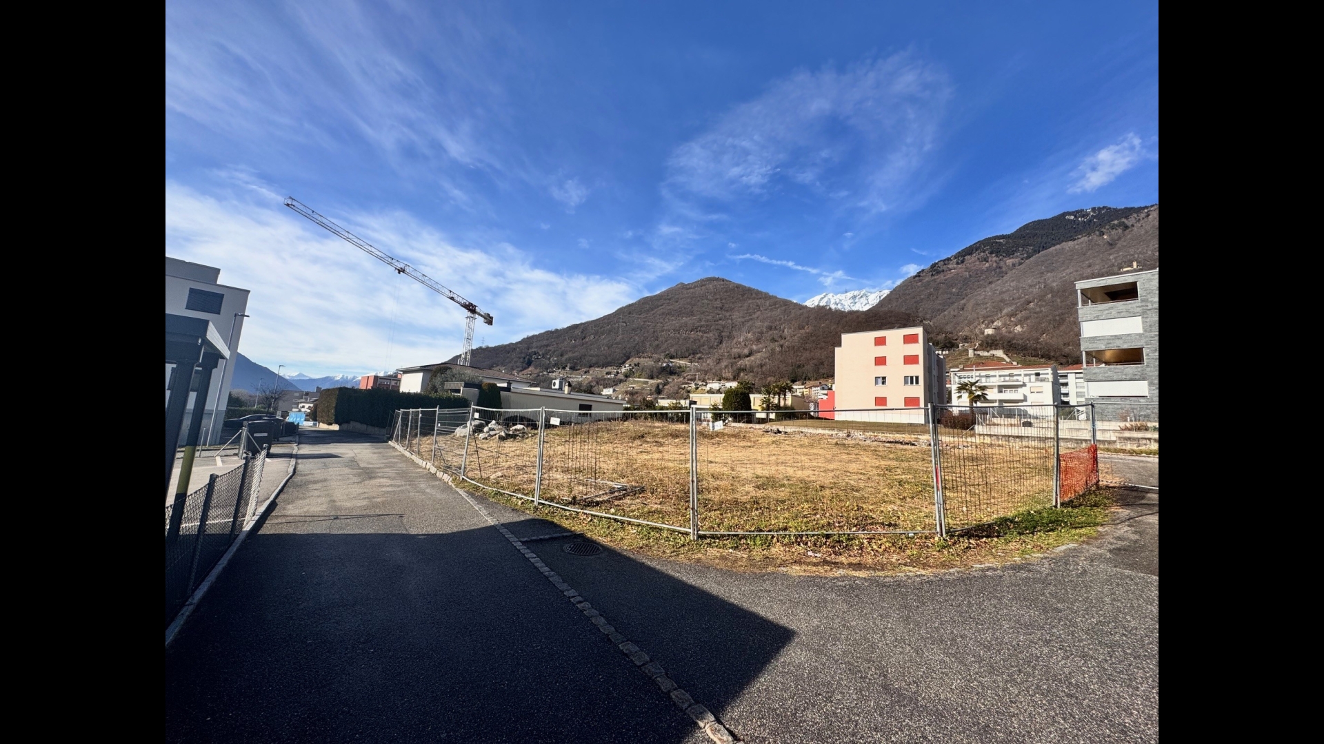 Baugrundstück mit Bergblick