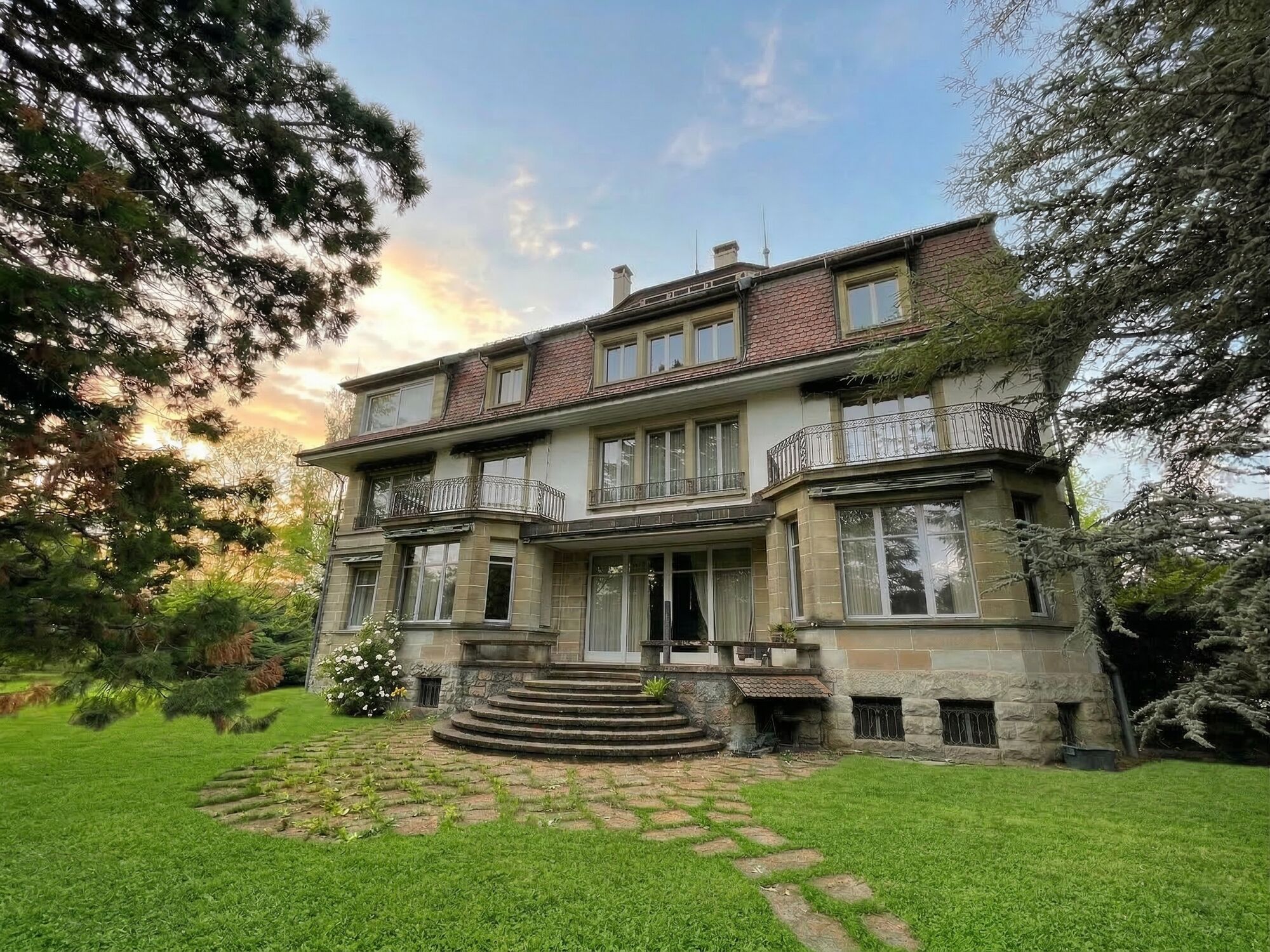 Historische Villa mit Garten