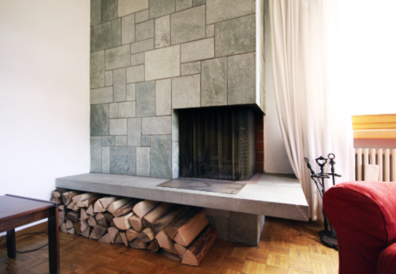 Wohnzimmer mit Kamin