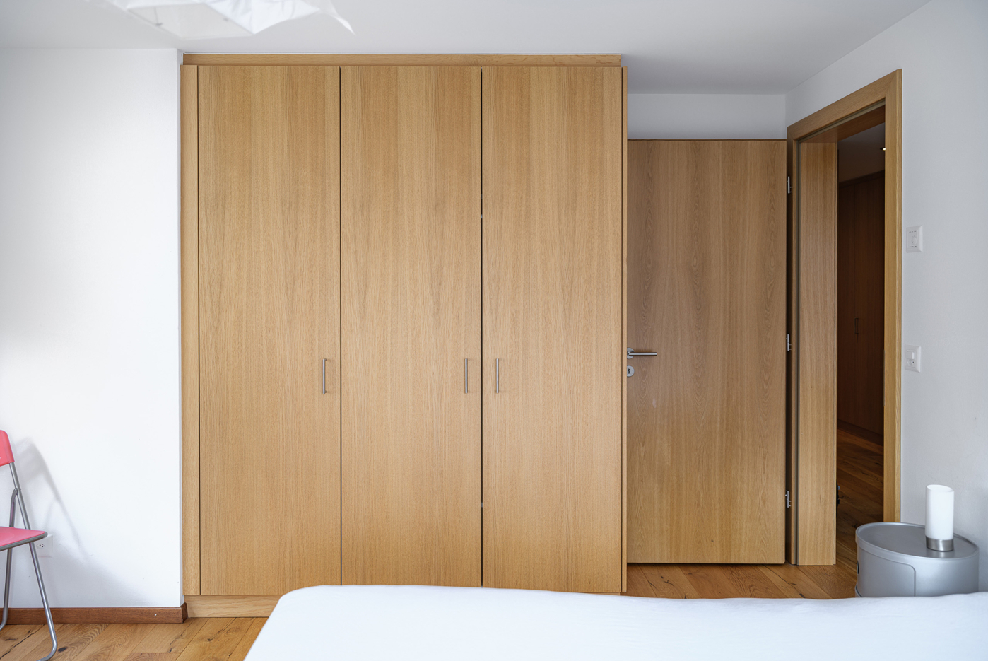 Schlafzimmer mit Einbauschrank