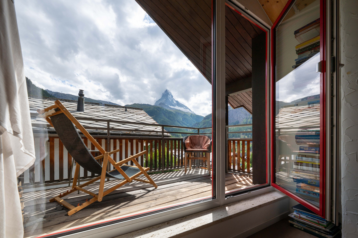 Balkon mit Bergblick