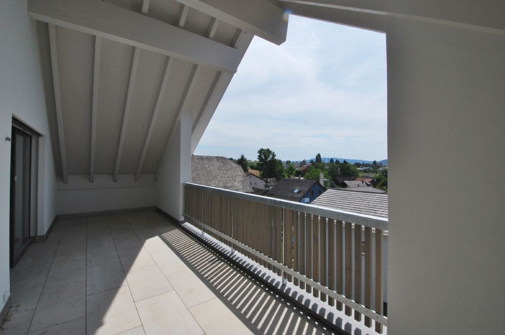 Überdachter Balkon mit Fernblick