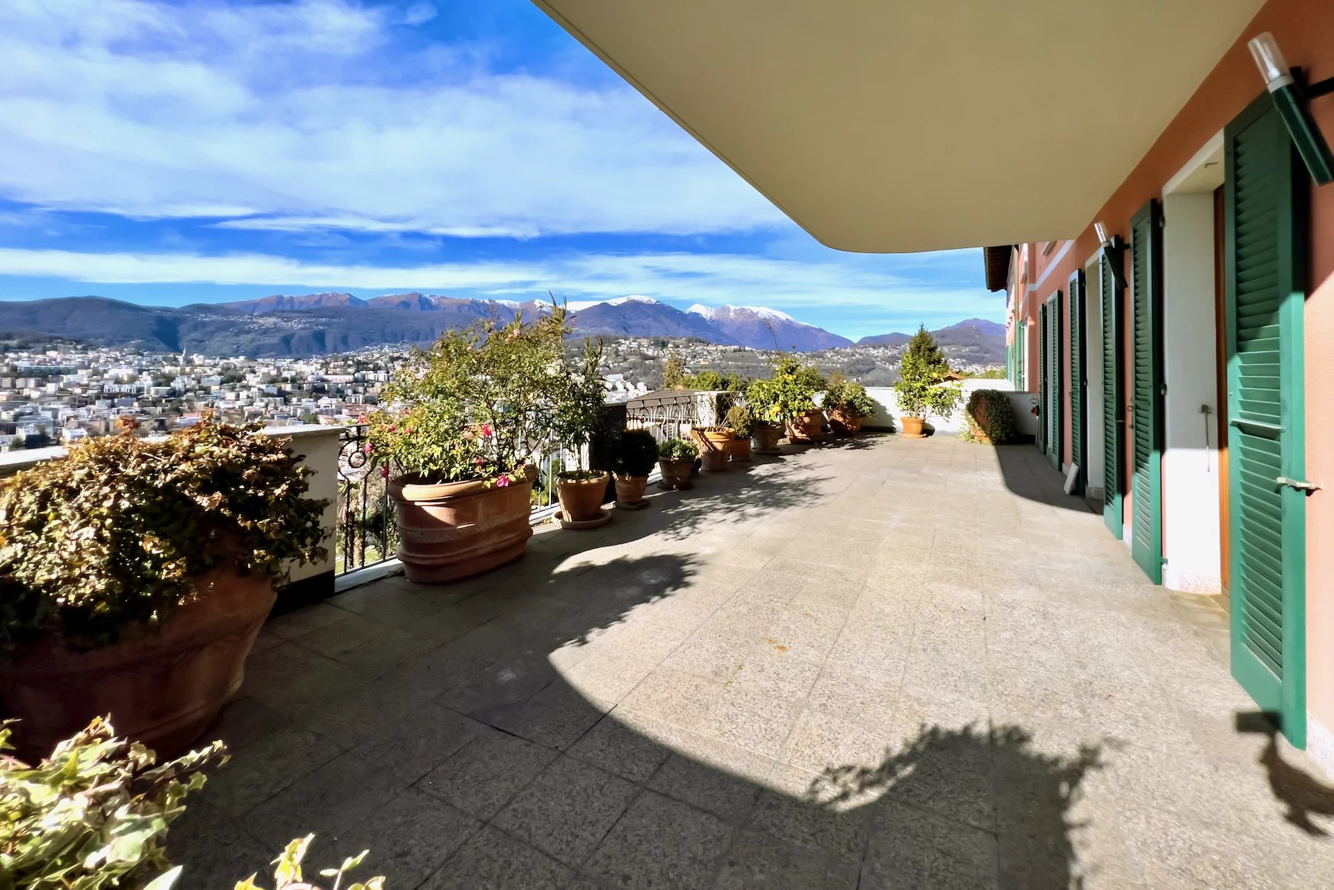 Terrasse mit Panoramablick