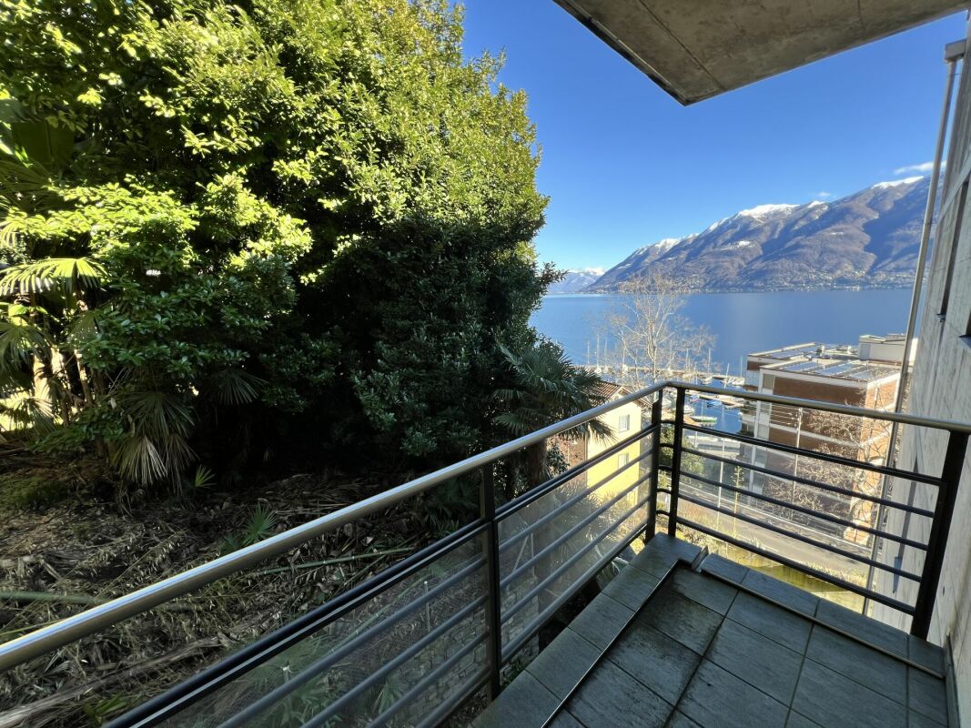 Balkon mit Seeblick