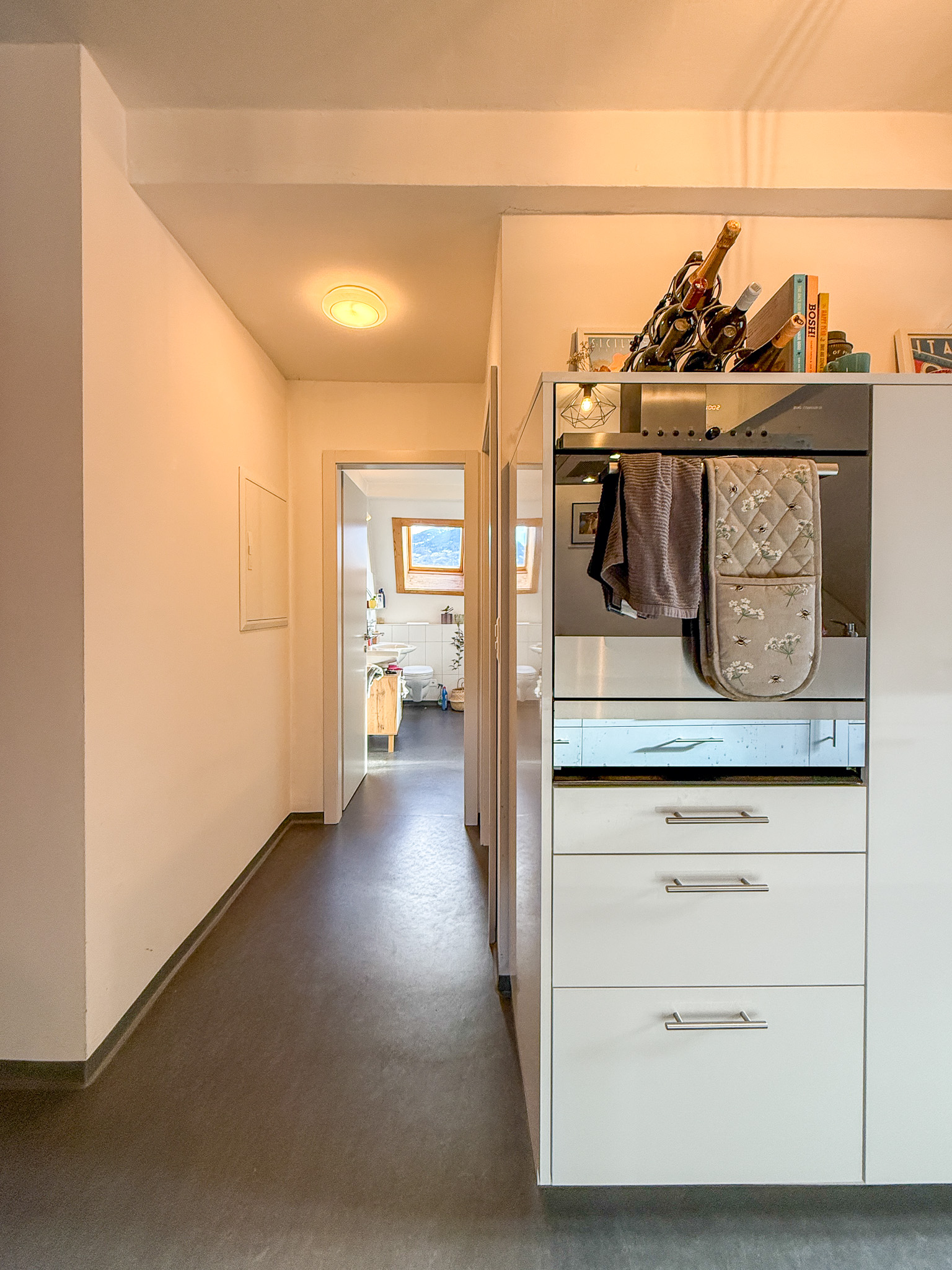 Schöne Dachwohnung mit Balkon am Sebstatiansplatz, Brig – Brig-Glis