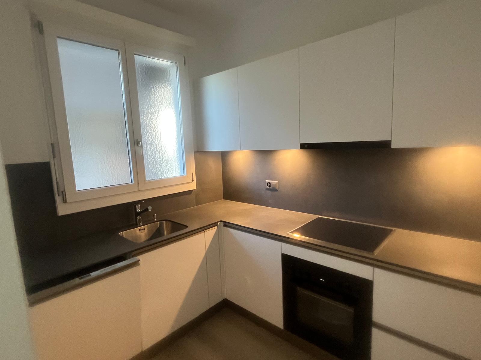 Moderne Einbauküche