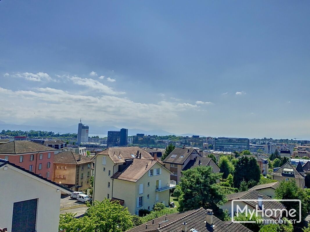 Stadtblick über Wohnhäuser
