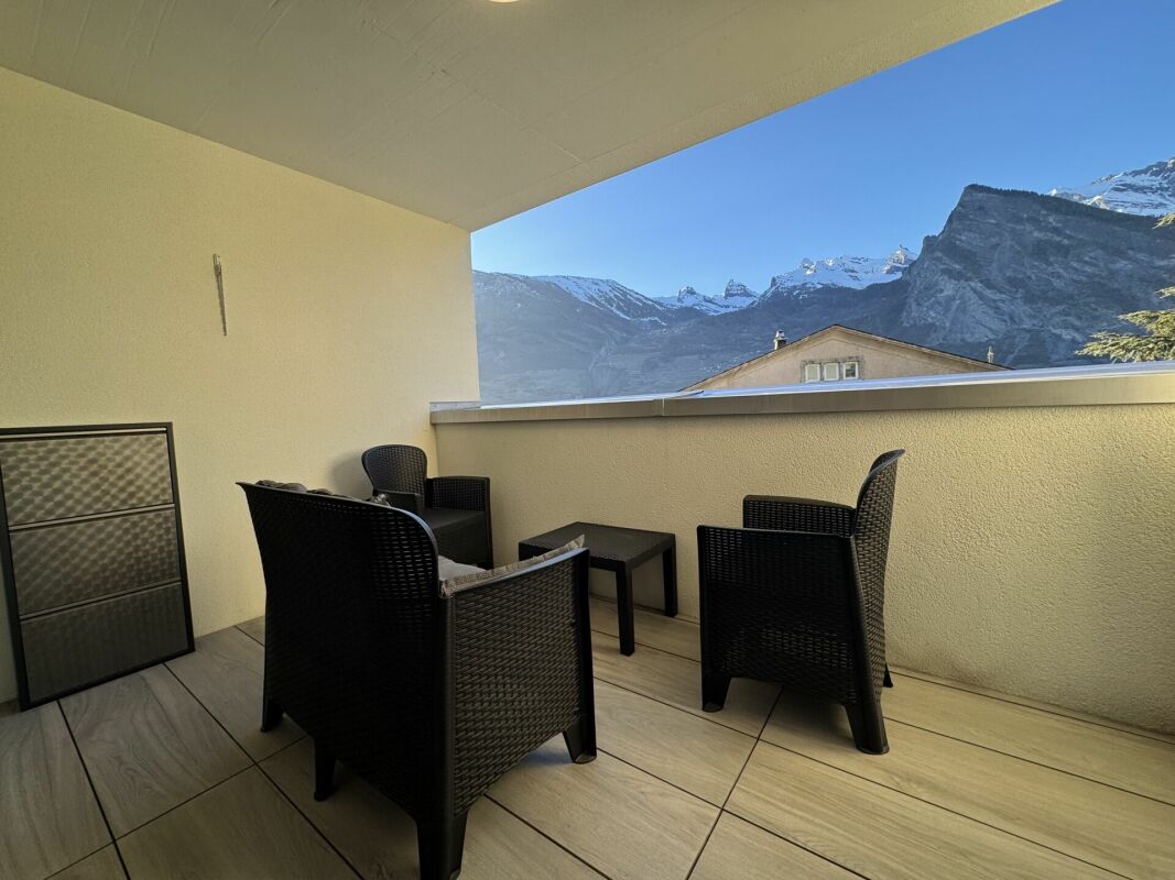 Balkon mit Bergblick
