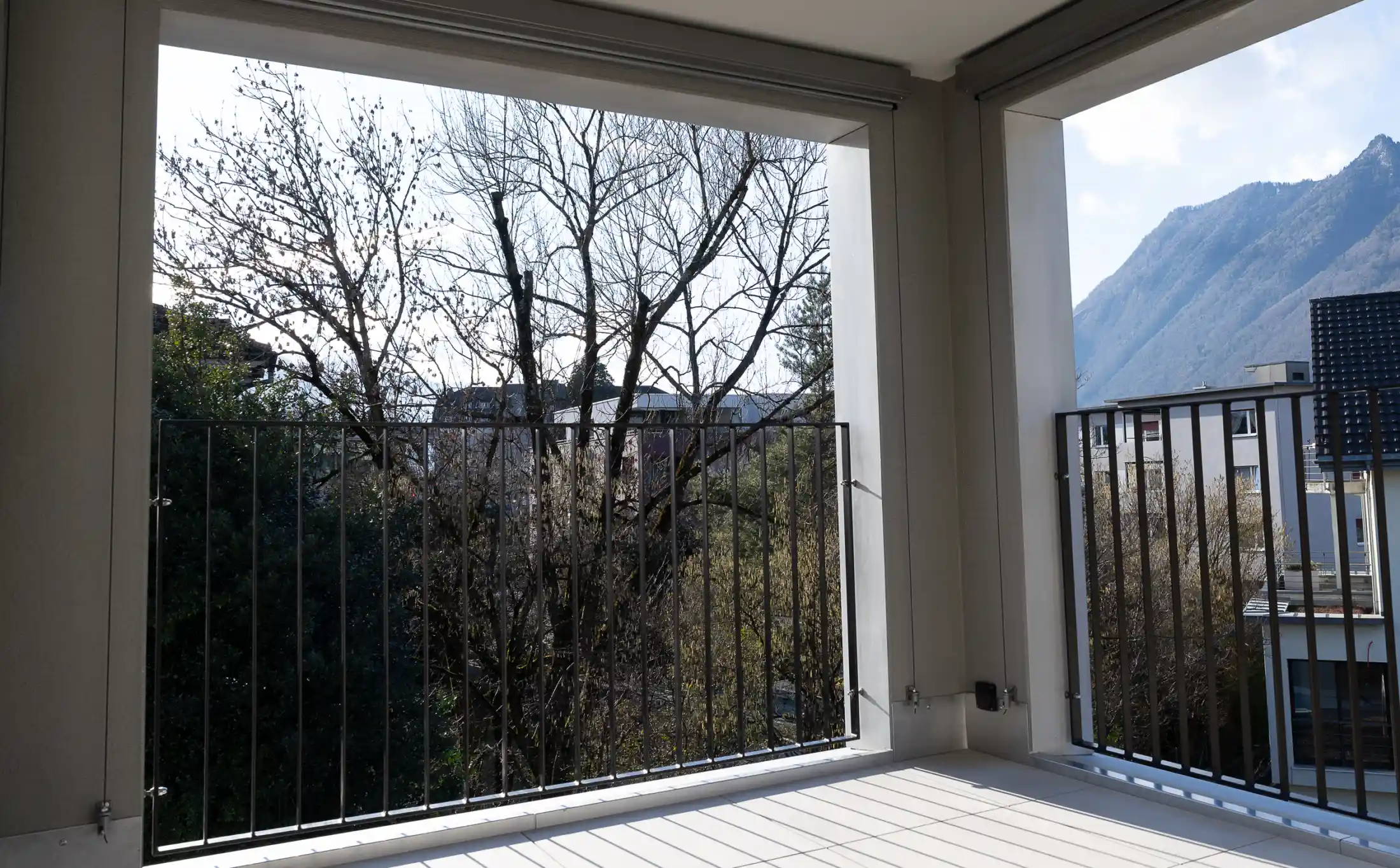 Balkon mit Bergblick