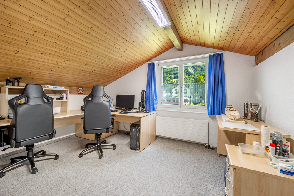 Dachgeschoss-Arbeitszimmer