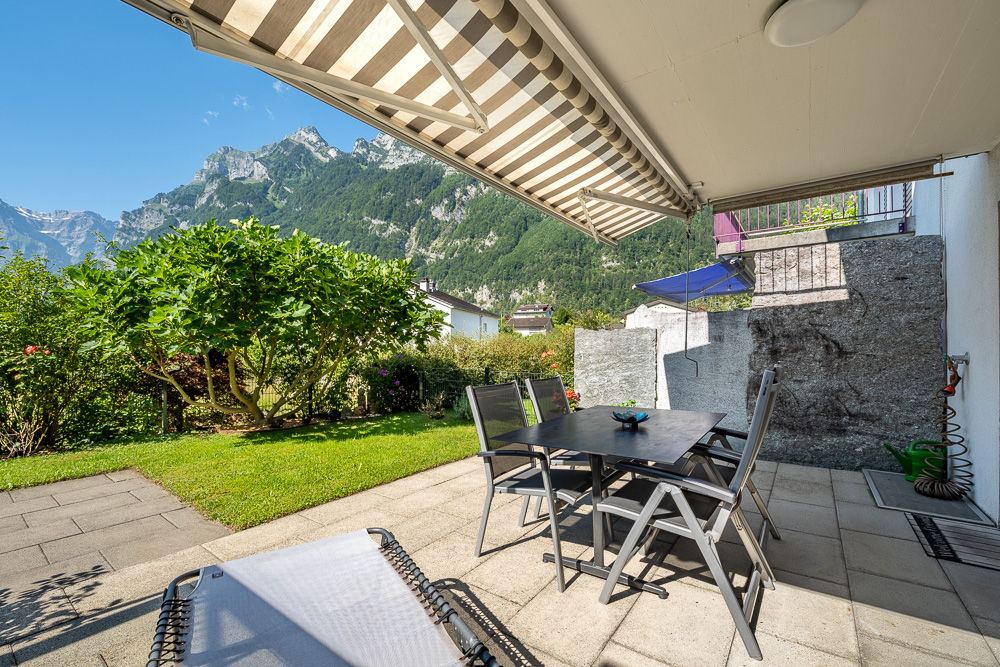 Terrasse mit Bergblick