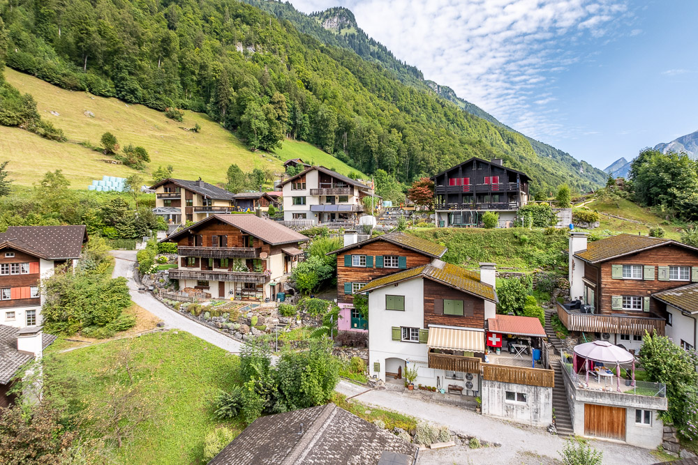 Alpines Dorf mit Chalets