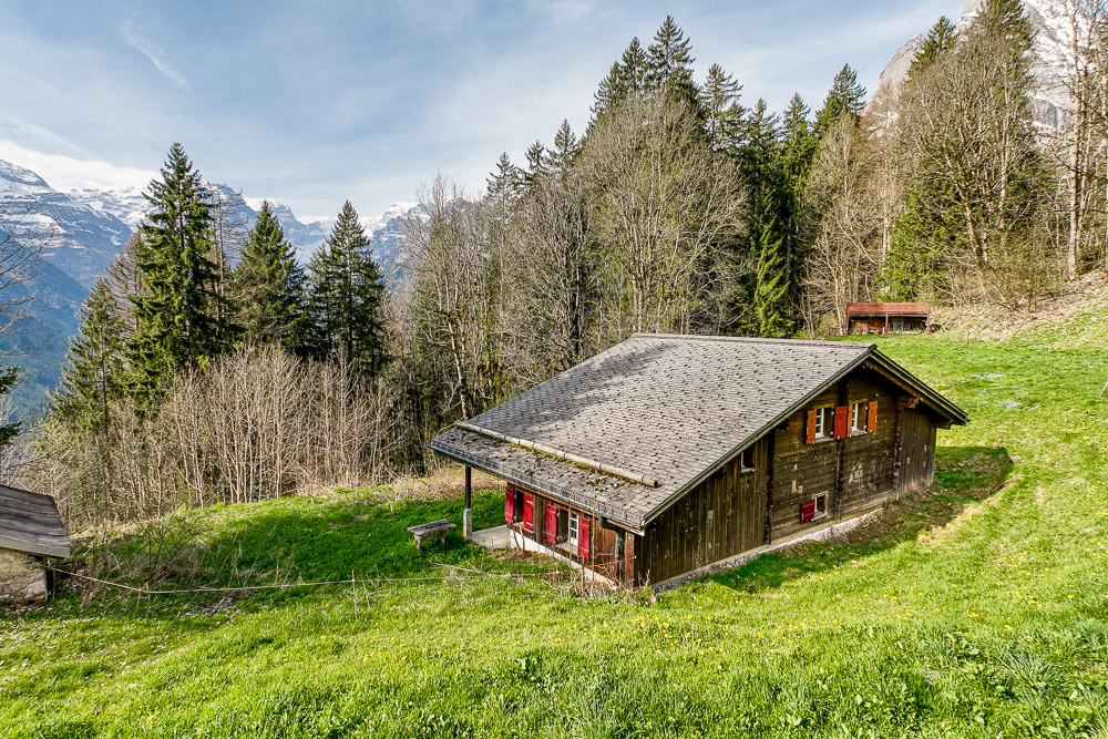 Almhütte in Berglandschaft