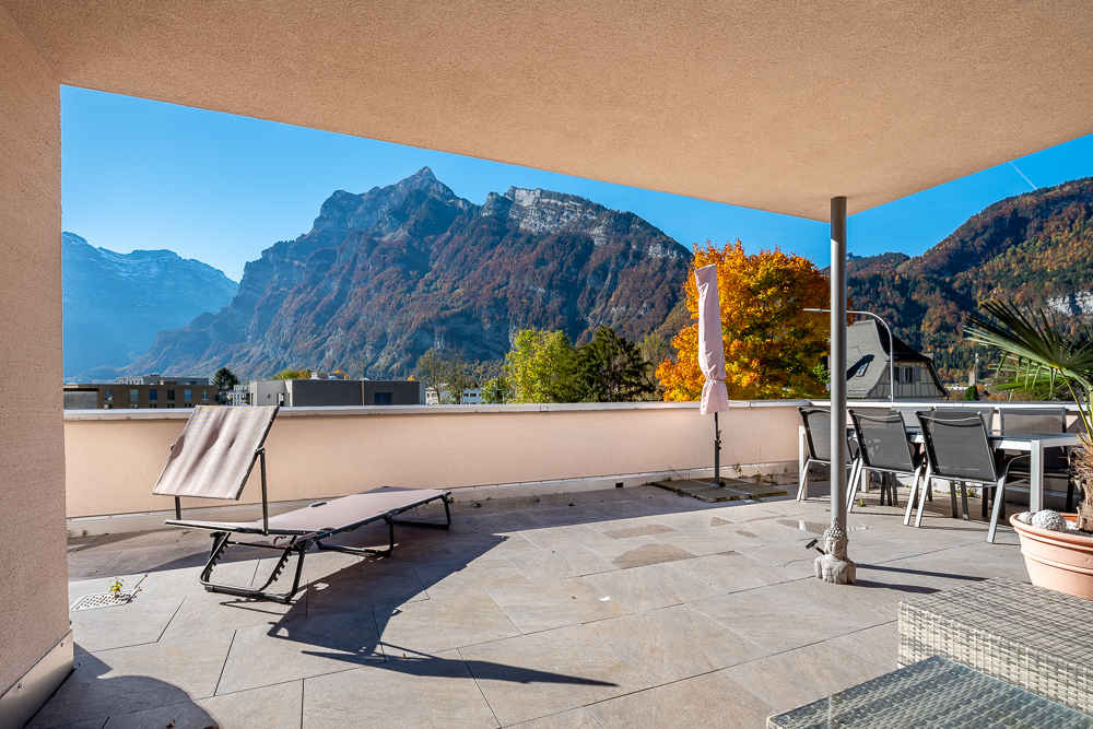 Terrasse mit Bergpanorama