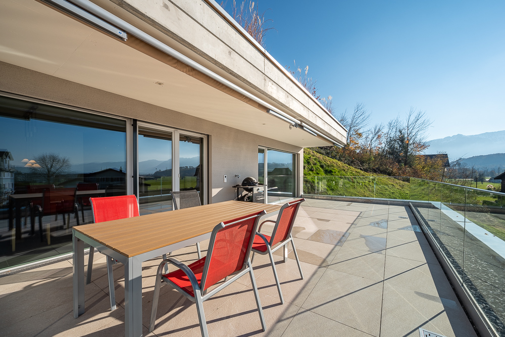 Terrasse mit Bergblick