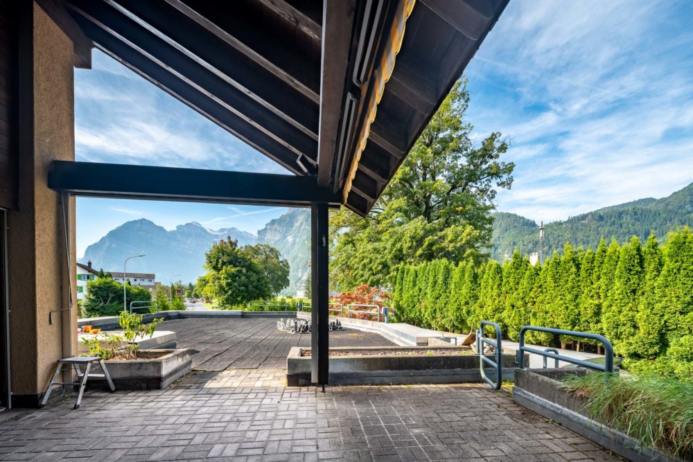 Terrasse mit Bergblick