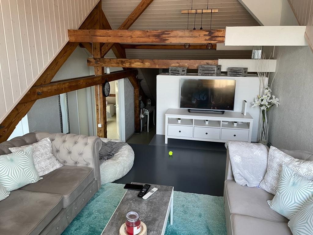 Wohnzimmer mit Galerie