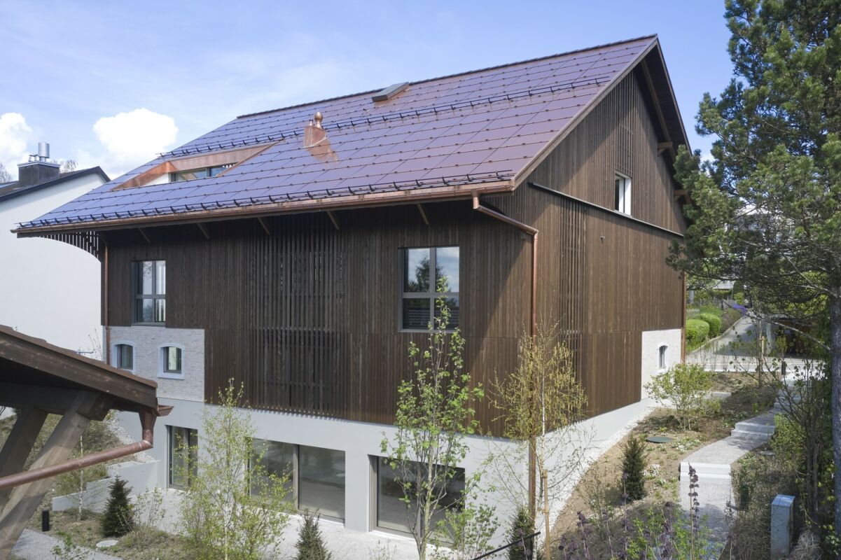 Holzhaus mit Satteldach