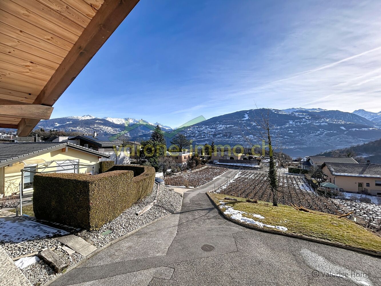 Bergblick von einer Hanglage