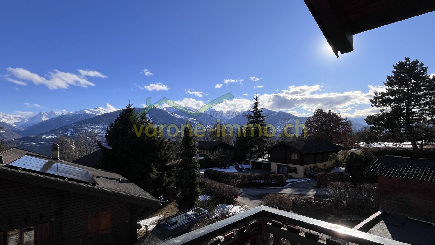 Bergblick von Balkon oder Terrasse