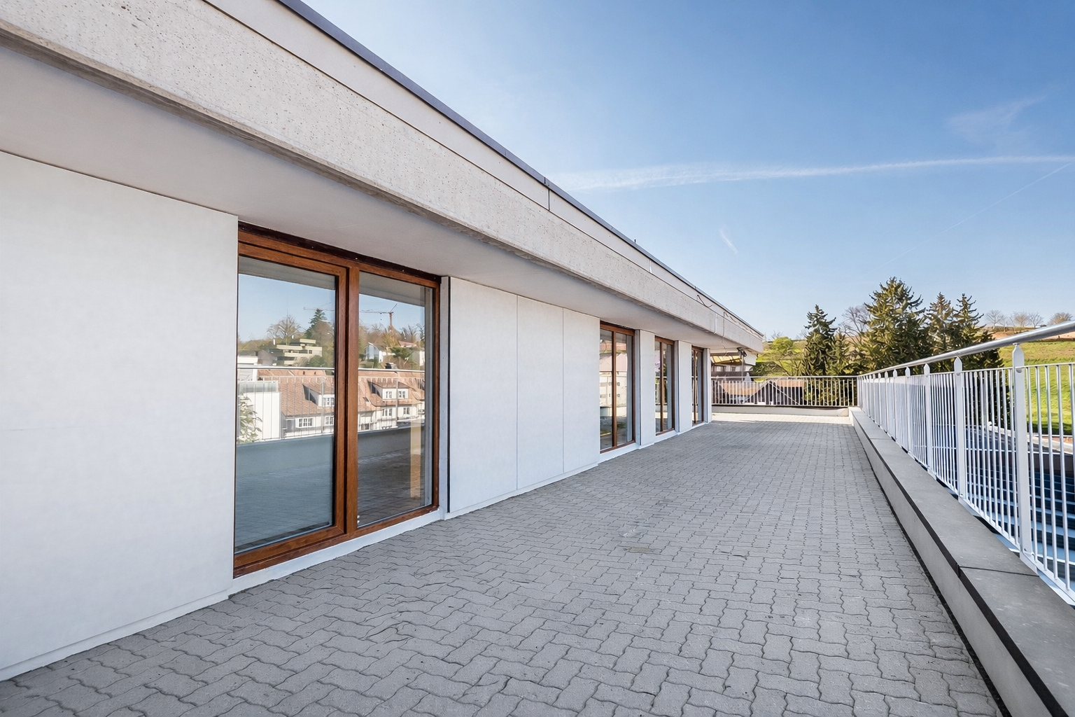 Dachterrasse mit weitem Ausblick