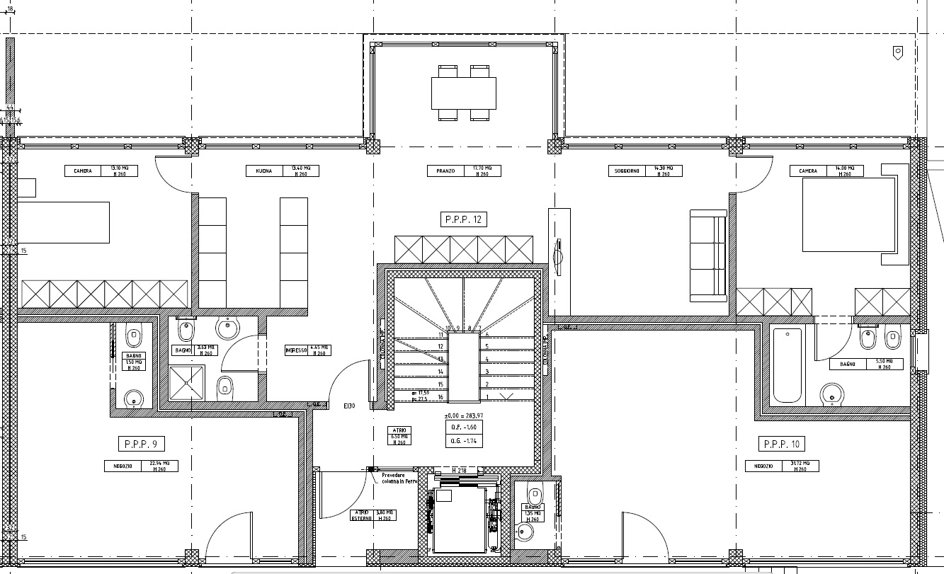 Grundriss mit mehreren Räumen und zentralem Treppenhaus