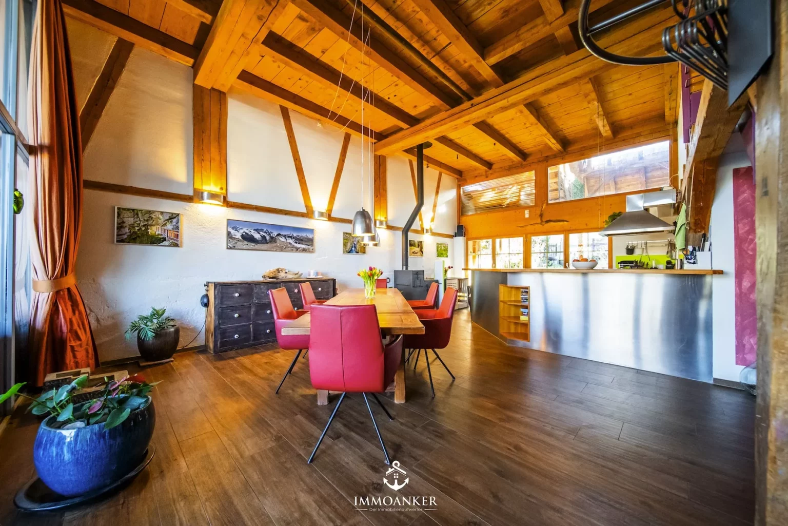 Charmantes 7-Zimmer-Reihenmittelhaus mit 220 m2 Wohnfläche in Rickenbach ZH – Rickenbach