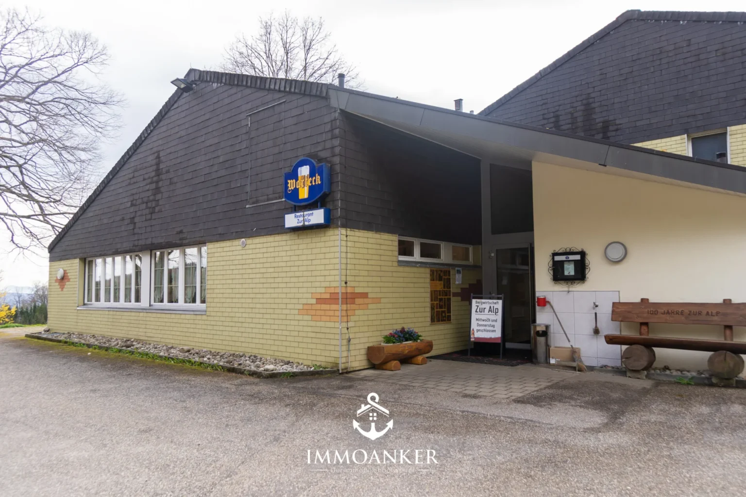 Außenansicht eines Bergrestaurants