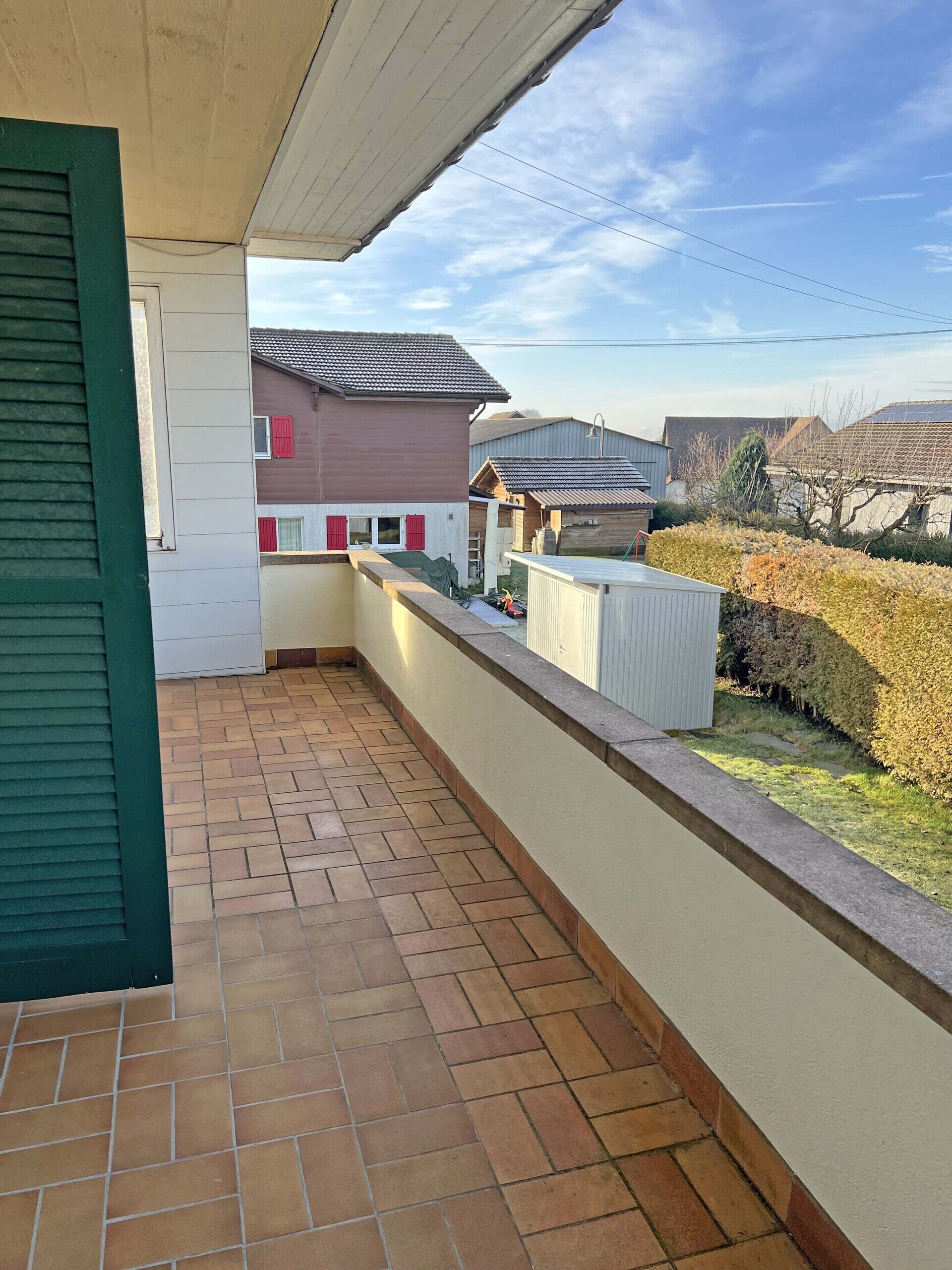 Balkon mit Blick in den Garten