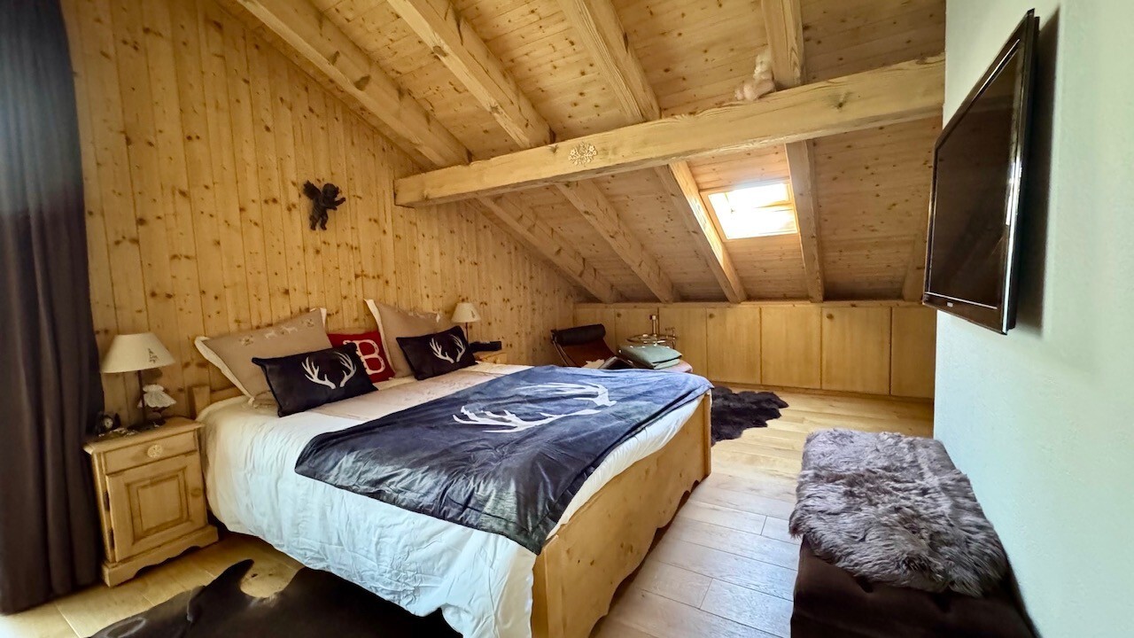 Gemütliches Schlafzimmer im Dachgeschoss
