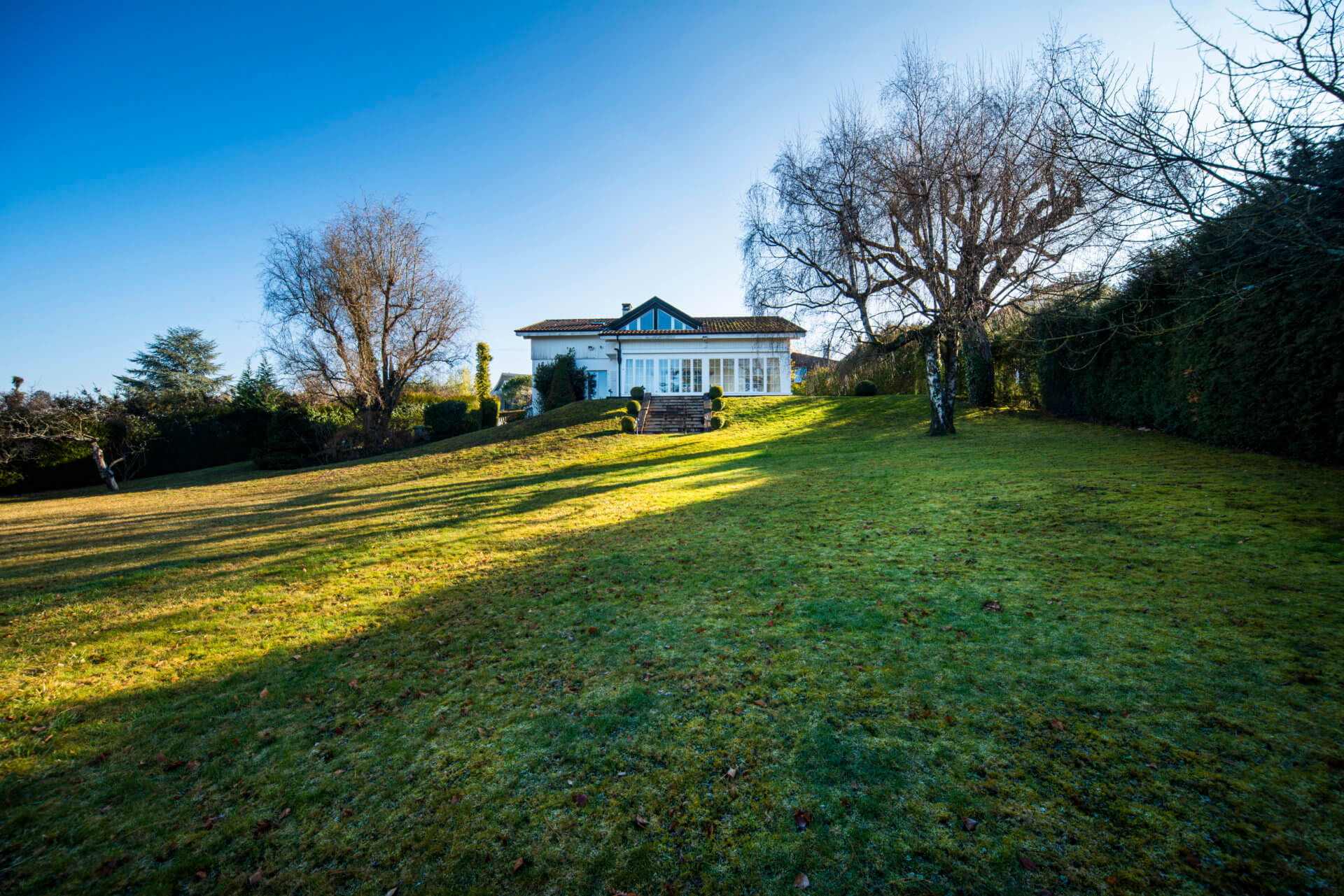 Haus mit großem Garten