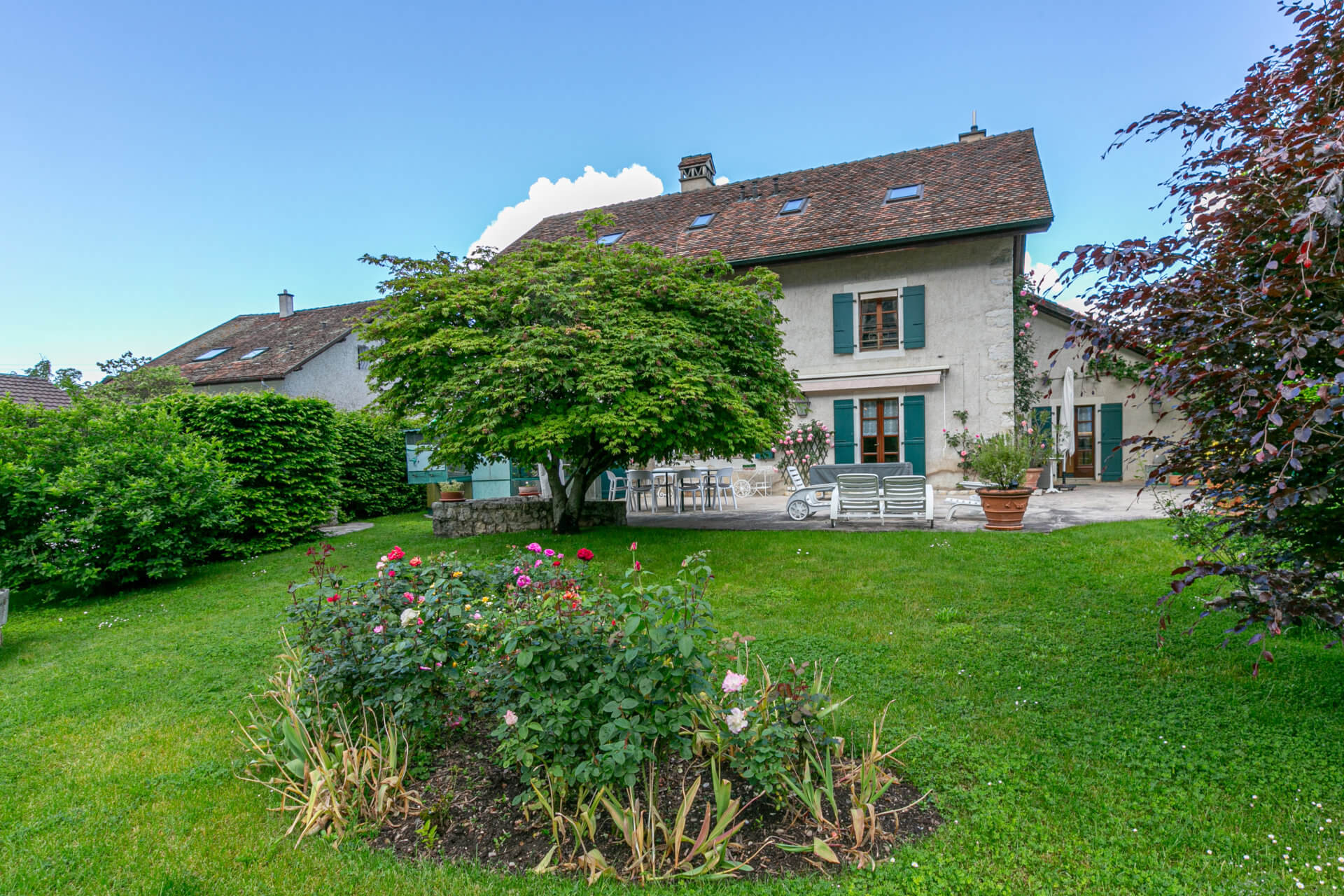 Haus mit großem Garten