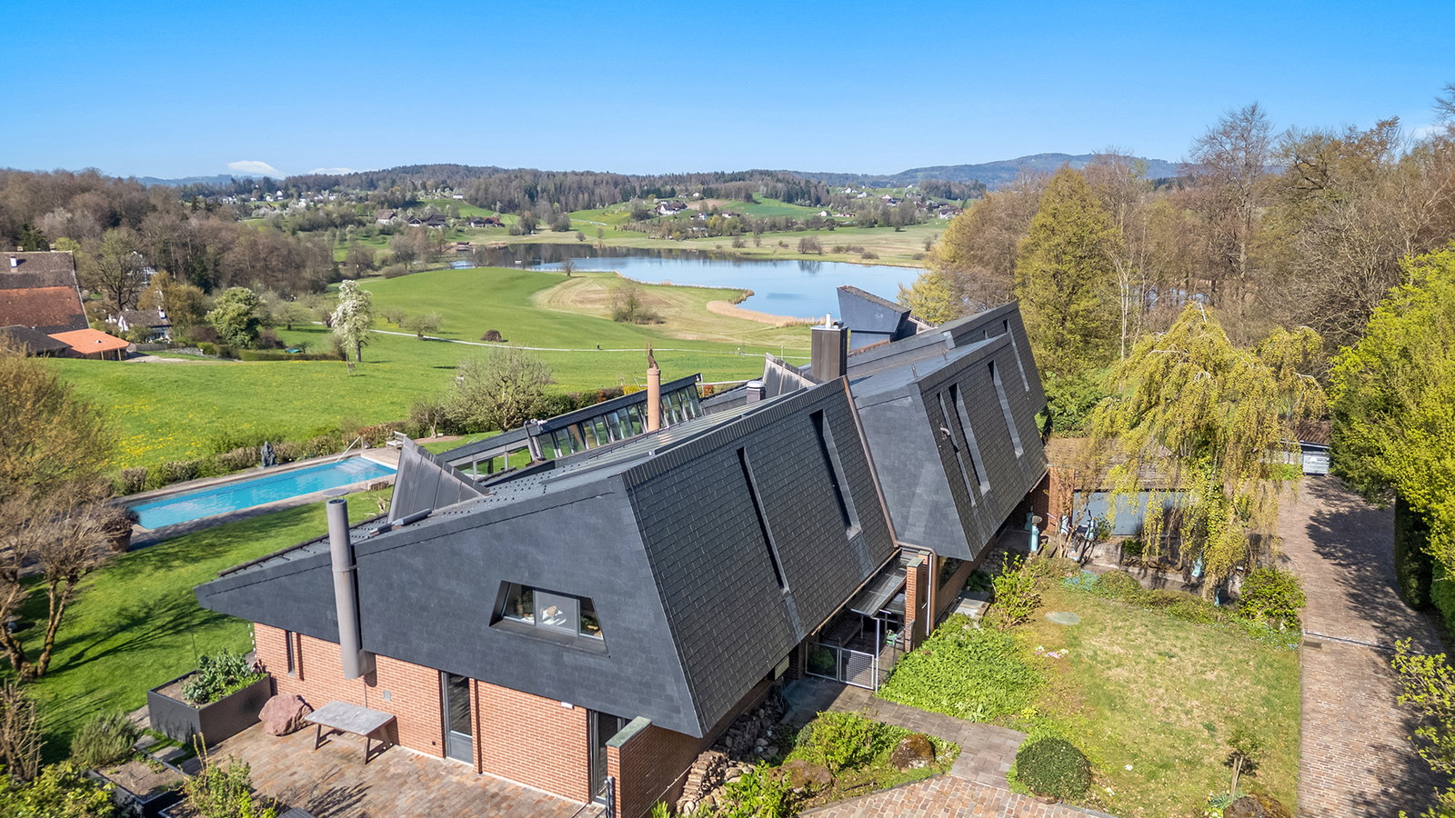 Moderne Villa mit Panoramablick