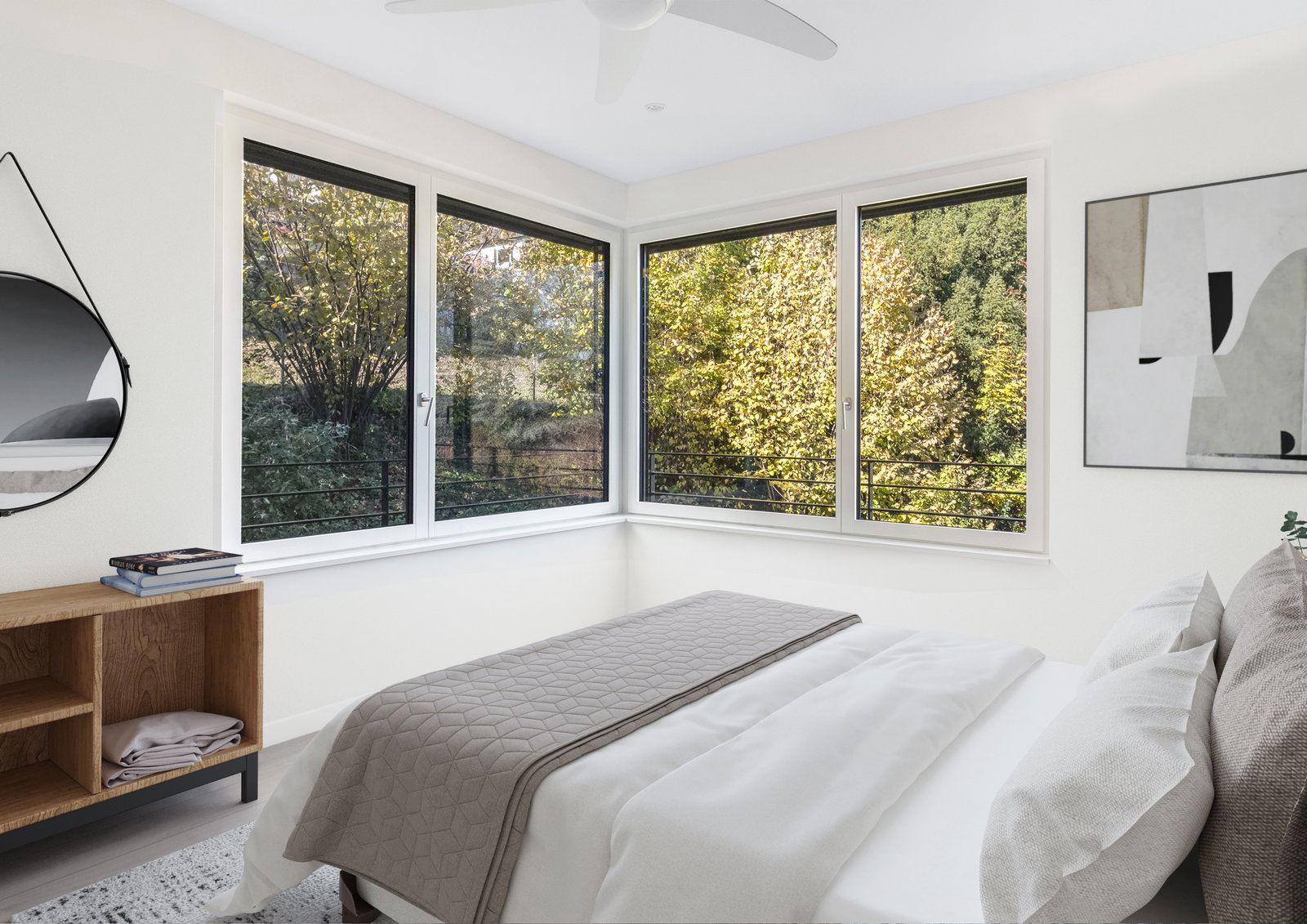Helles Schlafzimmer mit Eckfenstern