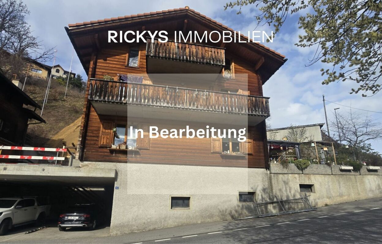 Einfamilienhaus mit grosser Garage und vielseitigen Möglichkeiten – Maladers