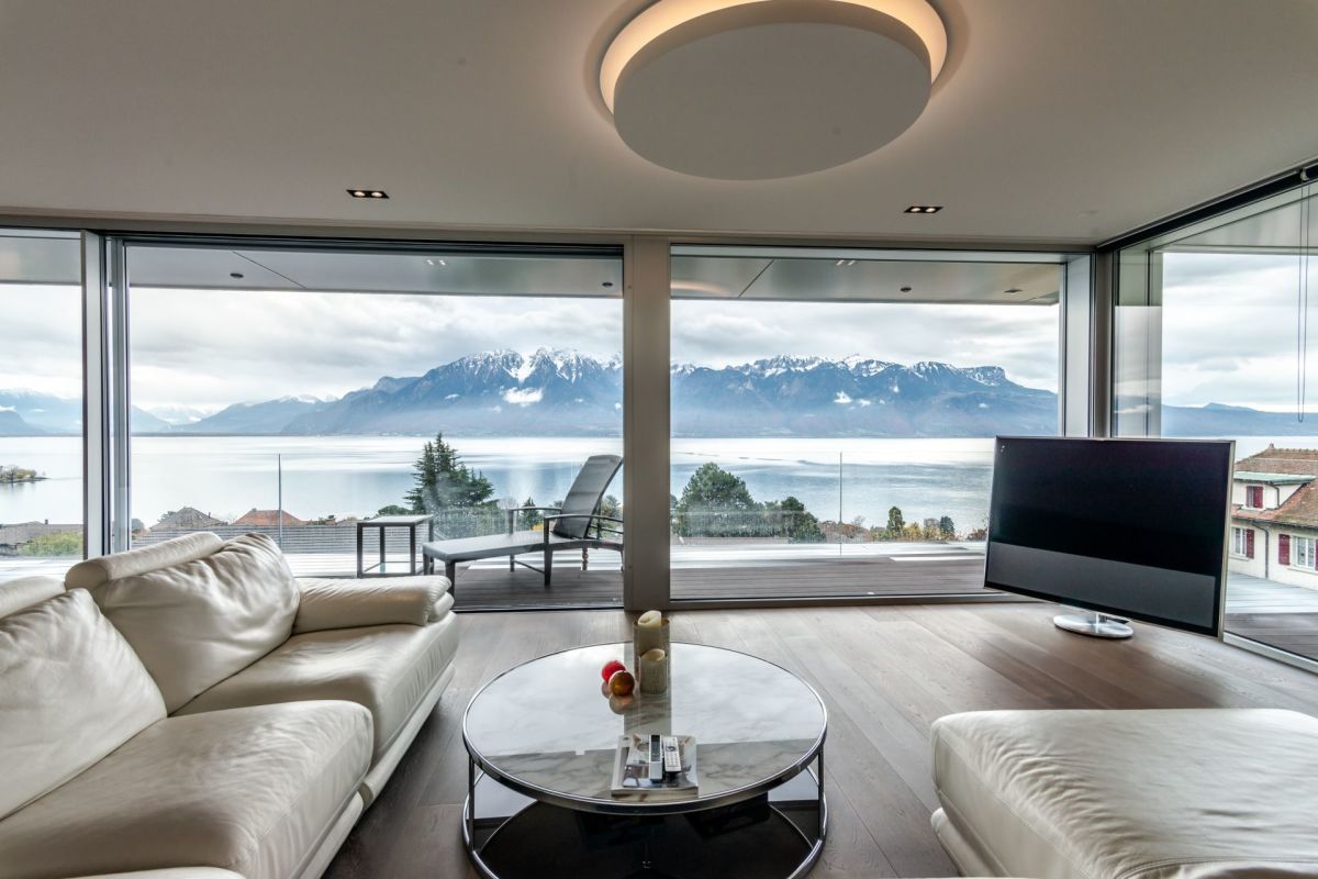 Wohnzimmer mit Panoramablick