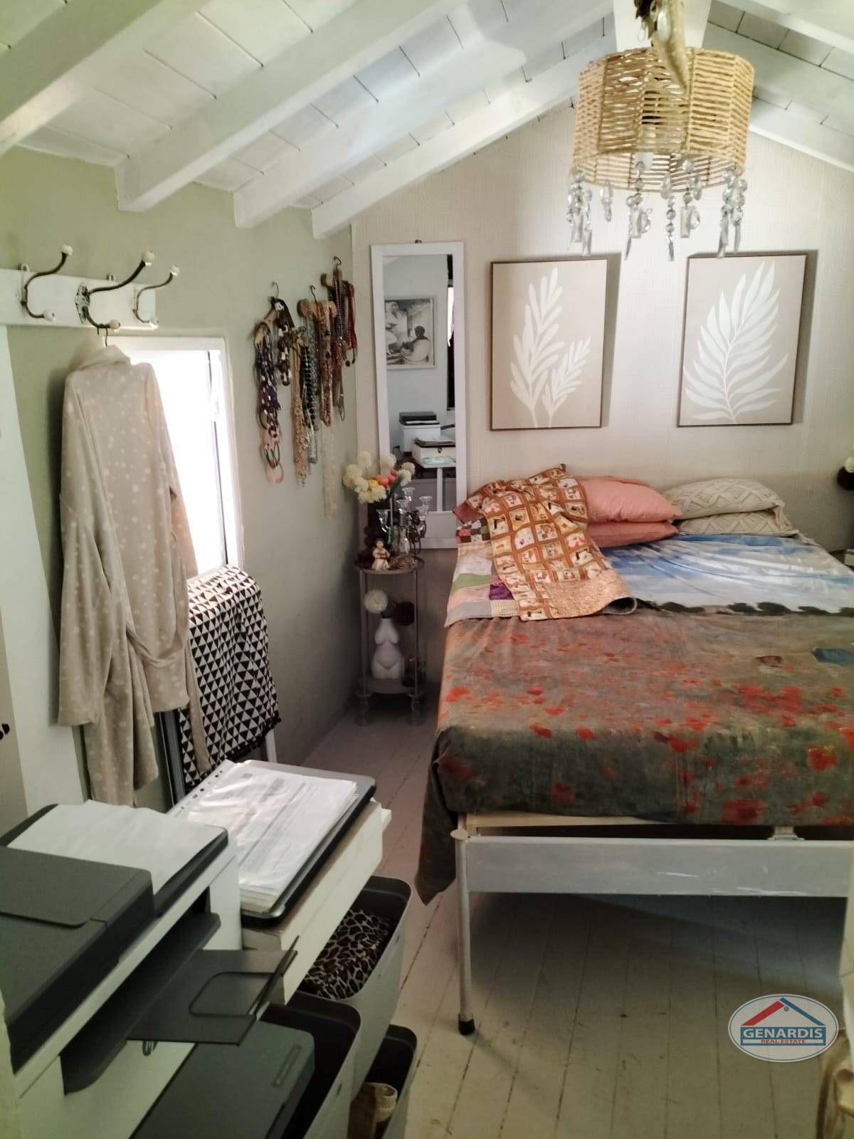 Gemütliches Schlafzimmer mit Dachschrägen