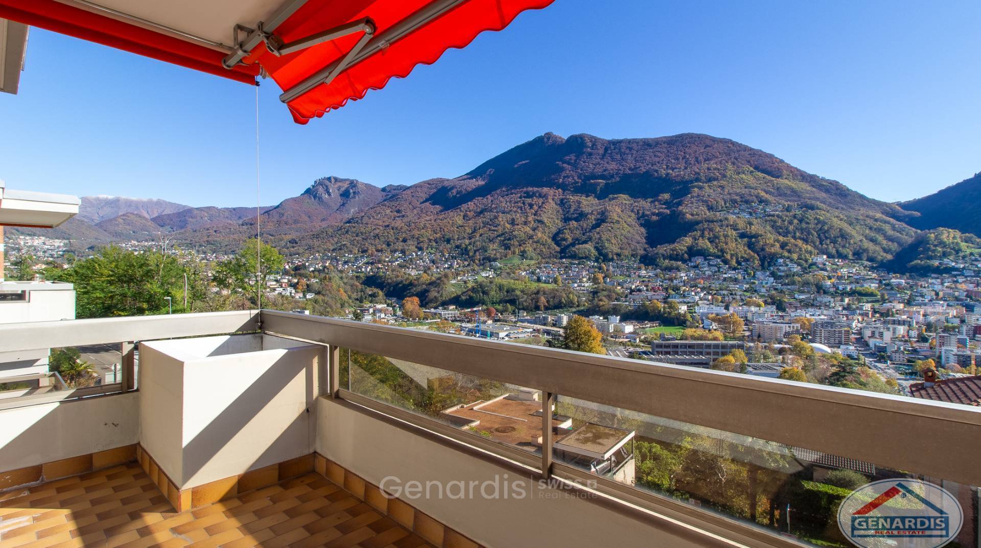 Balkon mit Panoramablick