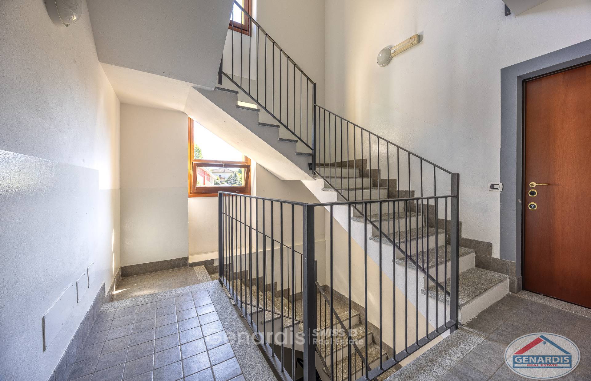 Treppenhaus mit Zwischenpodest