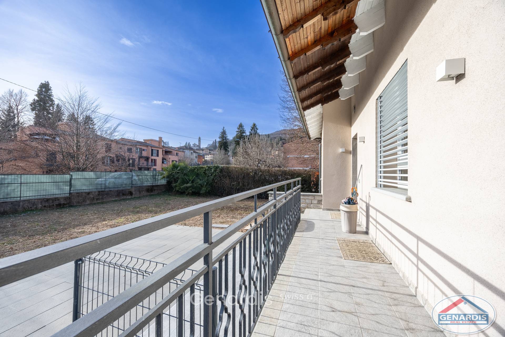 Balkon mit Gartenblick
