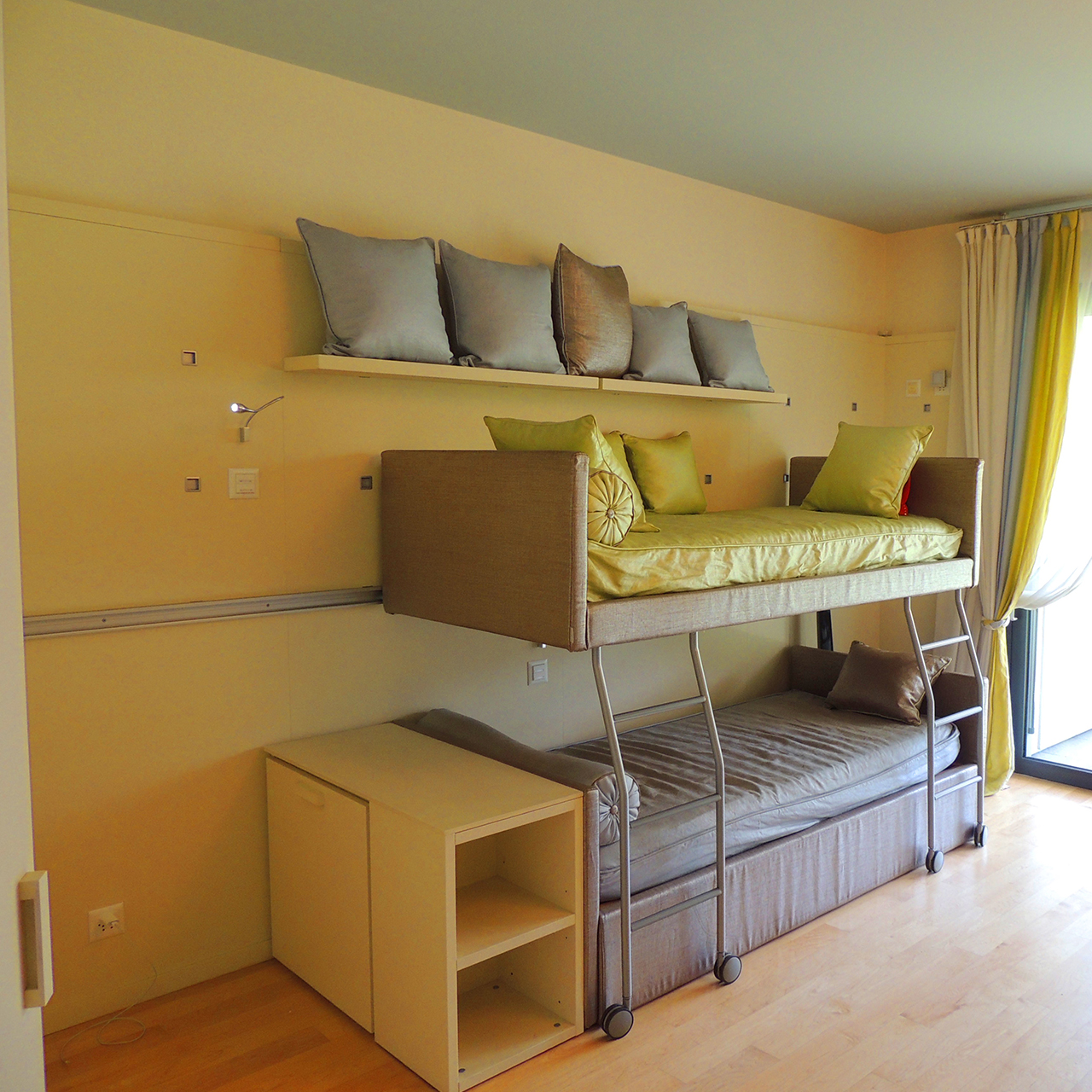 Kinderzimmer mit Etagenbett