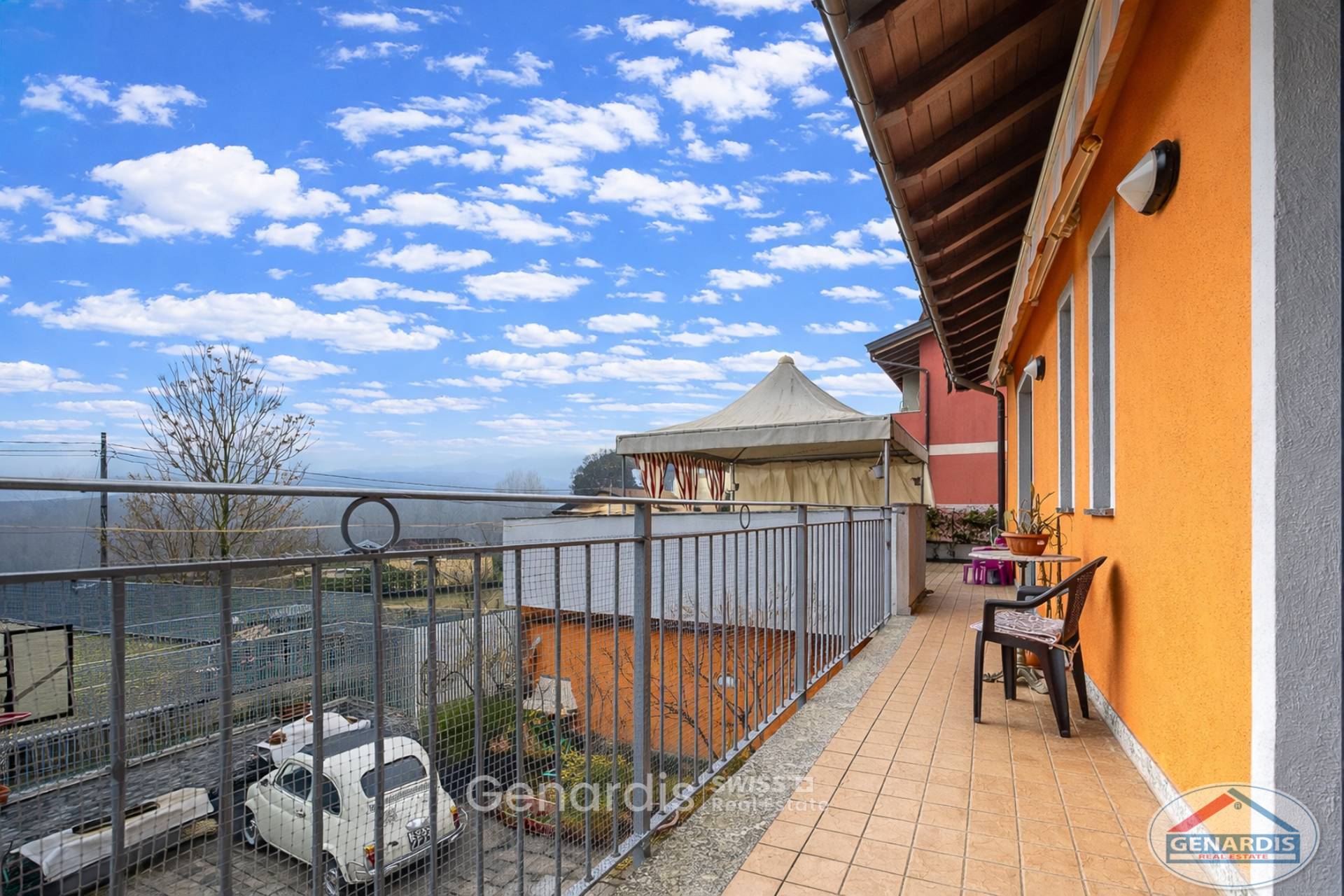 Balkon mit Ausblick