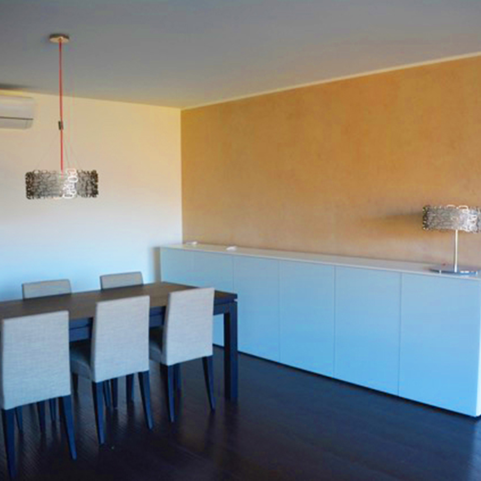 Esszimmer mit Sideboard