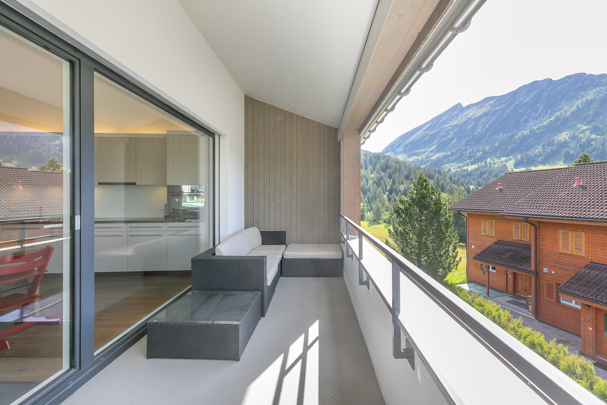 Balkon mit Bergblick